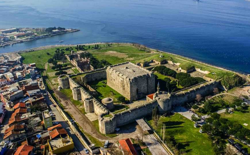 Çimenlik Kalesi