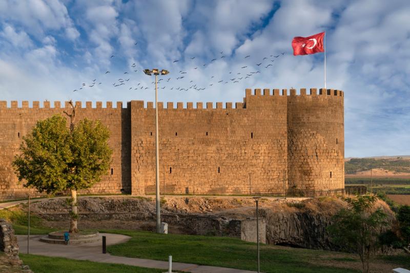 Diyarbakır tarihi yerler surları İçkale manzarası