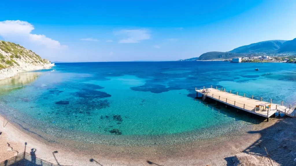 Antalya'nın gizli kalmış mekanları Karaburun Koyu bakir plaj