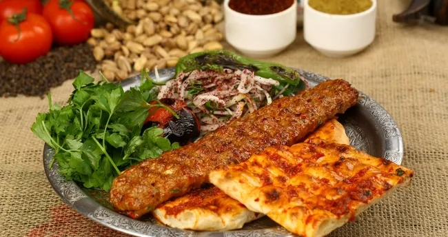 Kıymalı Kebap Dürümü