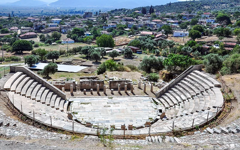 Metropolis Antik Kenti İzmir tarihi yerler mozaik