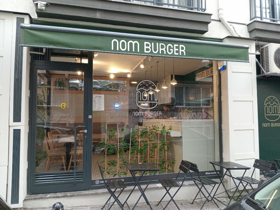 Nom Burger