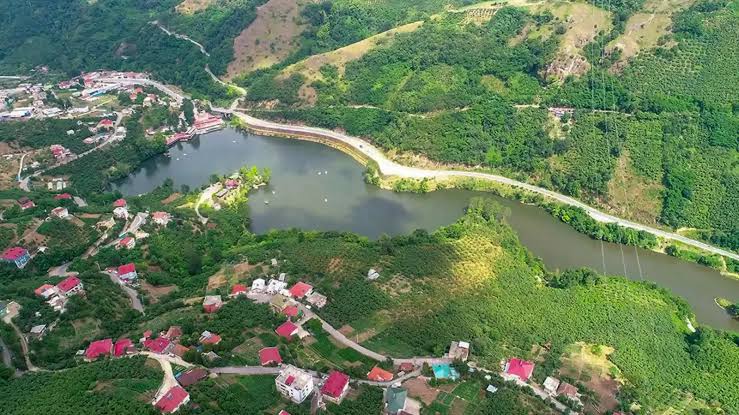 Trabzon gezilecek yerler Sera Gölü doğa yürüyüşü
