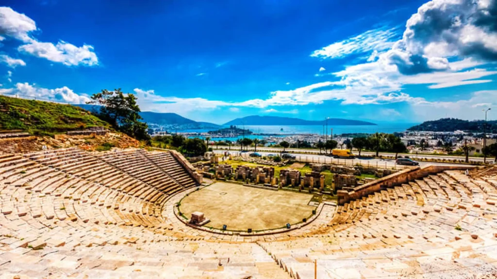 Bodrum Antik Tiyatrosu manzara Bodrum gezilecek yerler