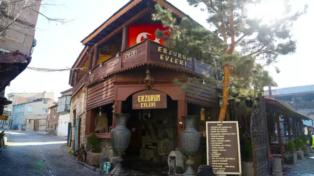 Erzurum evleri tarihi mahalleler gezilecek yerler