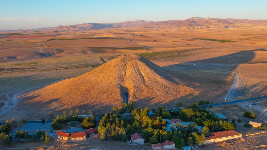 Gordion Kral Midas tümülüsü Ankara'nın gizli kalmış mekanları
