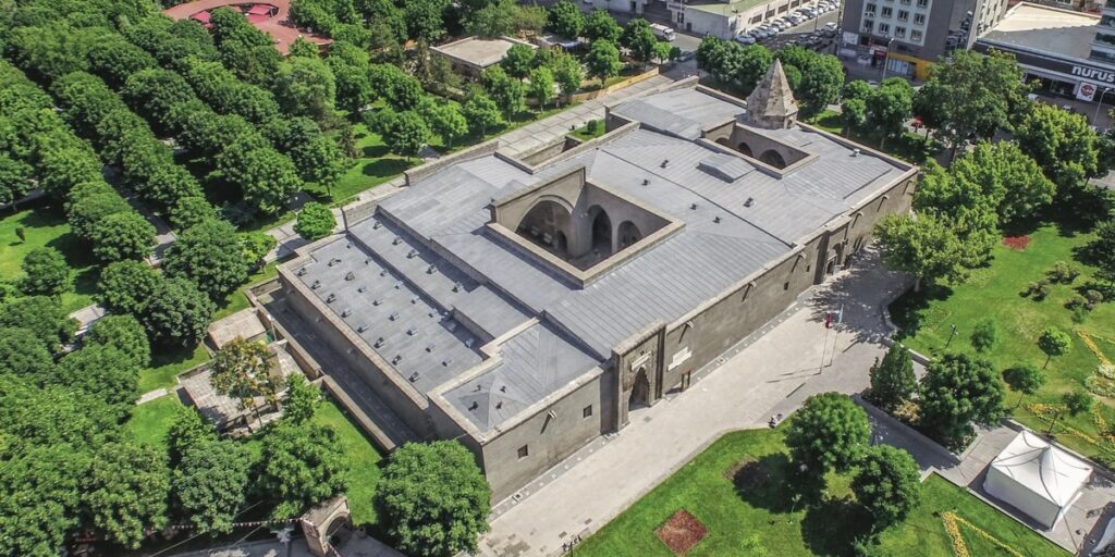 Kayseri gezilecek yerler Gevher Nesibe Tıp Müzesi