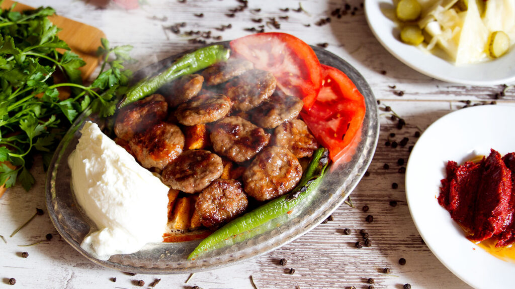 Pideli köfte Bursa sokak lezzetleri Kayhan Çarşısı