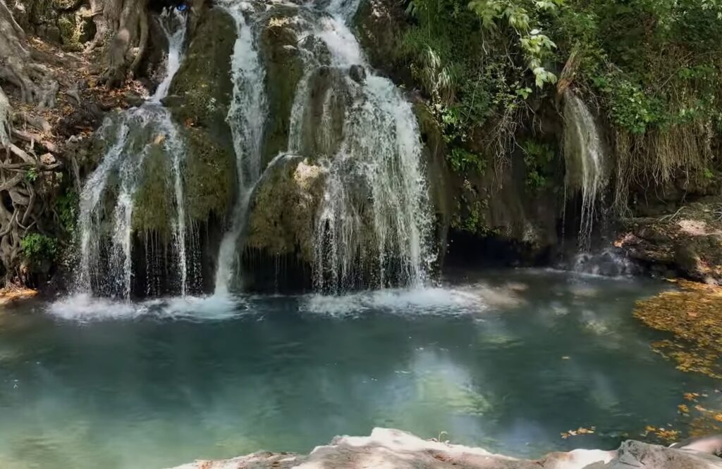 Döngel Şelalesi