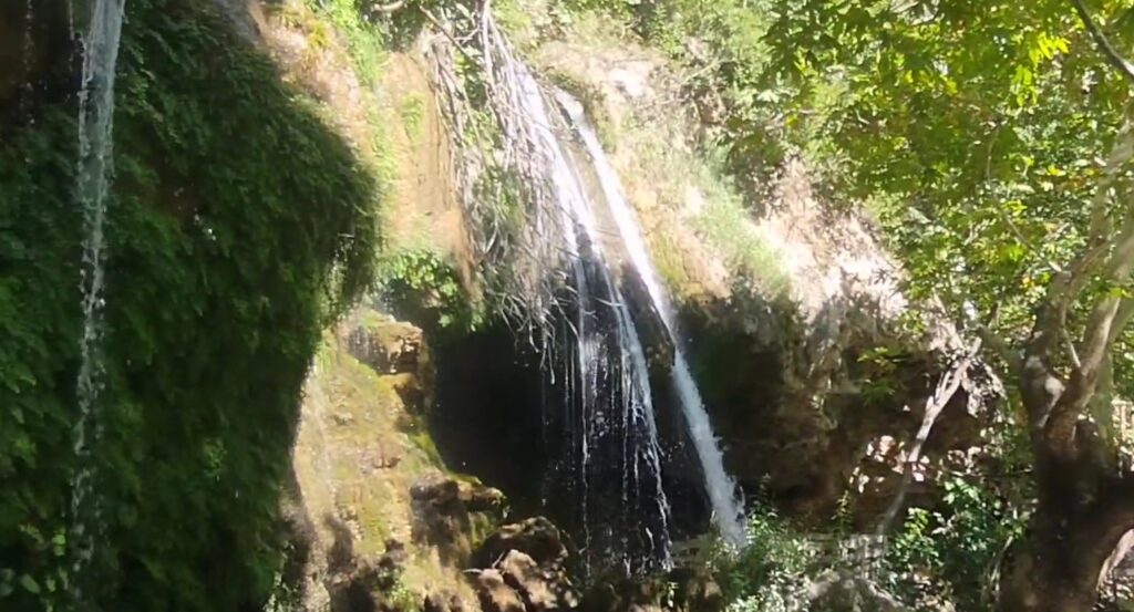 Savruk Şelalesi